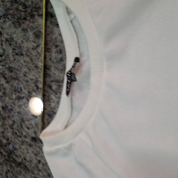 "MECLOTH" SZ. M, Ladies white, rainbow sleeves, 100%polyester, like new conditio - Picture 8 of 14